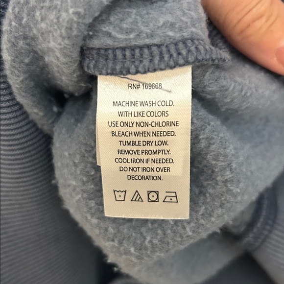 GOAT USA Men's Blue Crewneck Sweatshirt size small - Picture 6 of 6